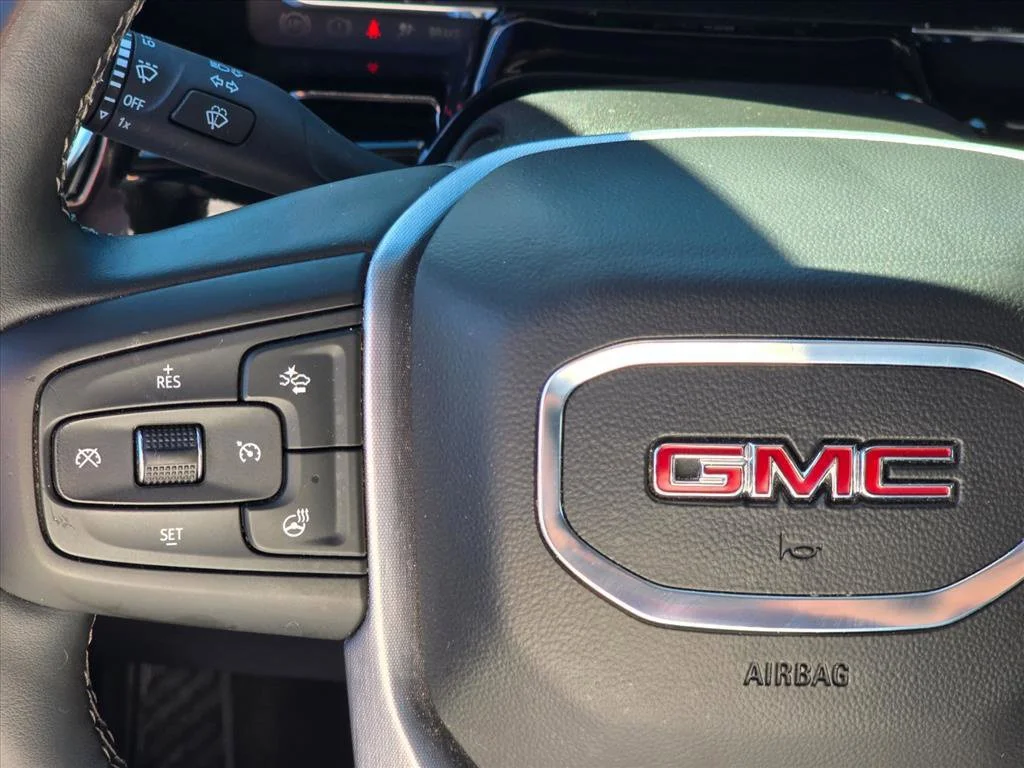 Used 2025 Titanium Rush Metallic GMC SLT image 18