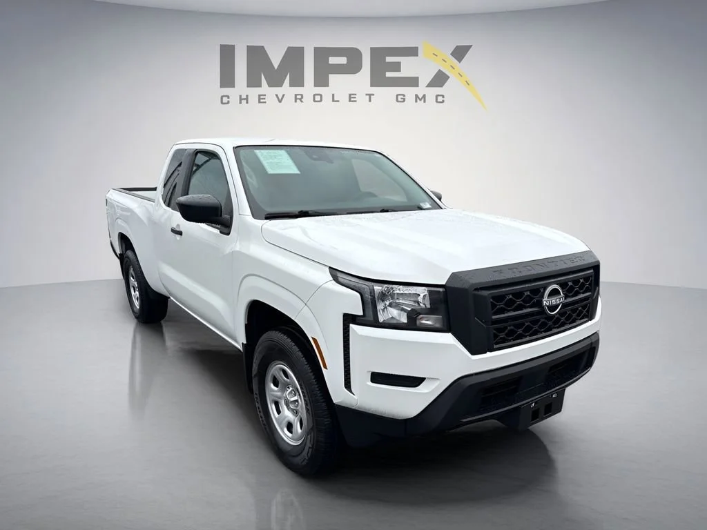 Used 2024 White Nissan S image 8