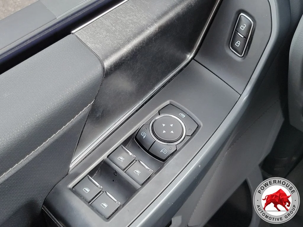 Used 2023 Silver Ford XLT image 27