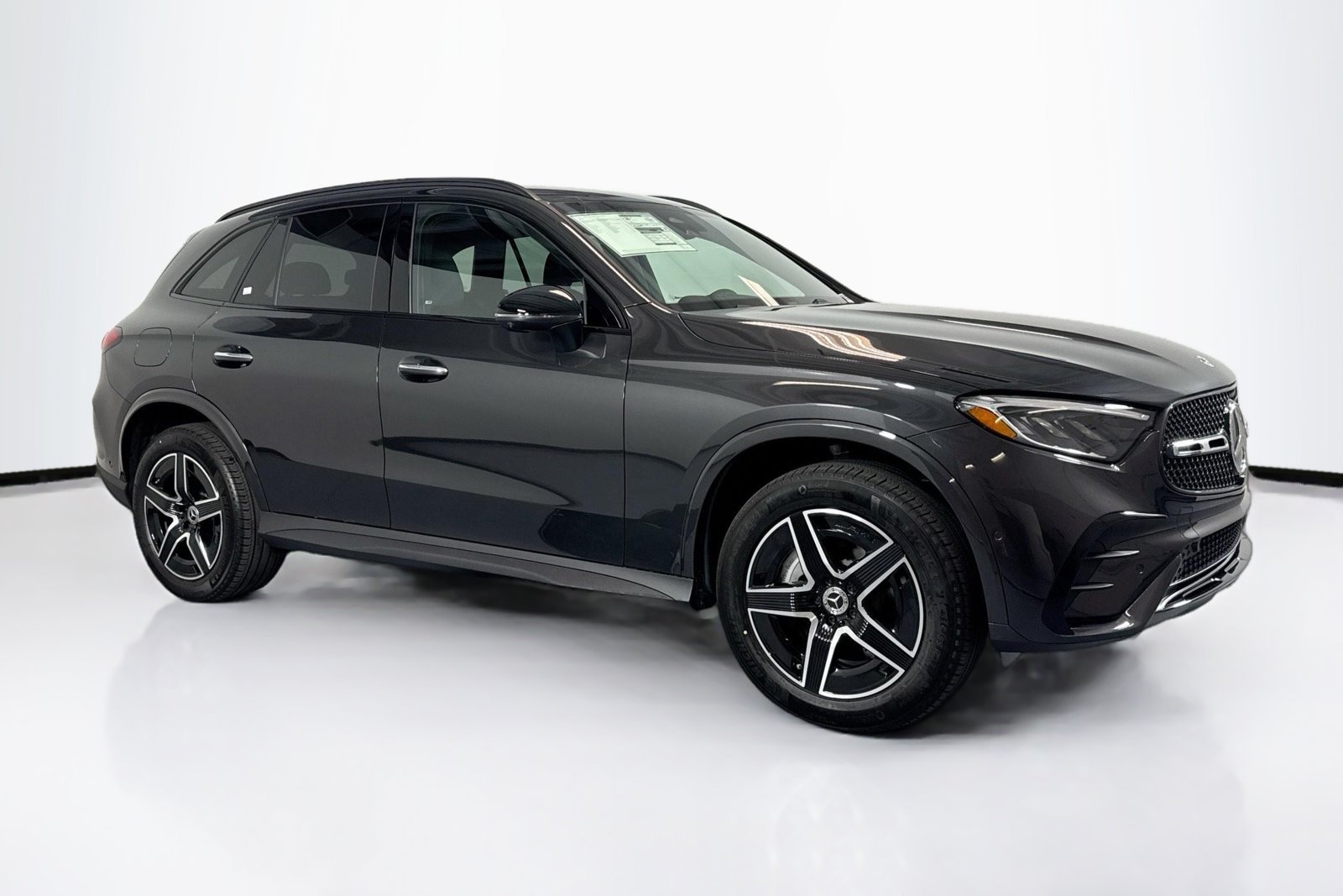 New 2026 Graphite Grey Metallic Mercedes-Benz GLC 300 image 3