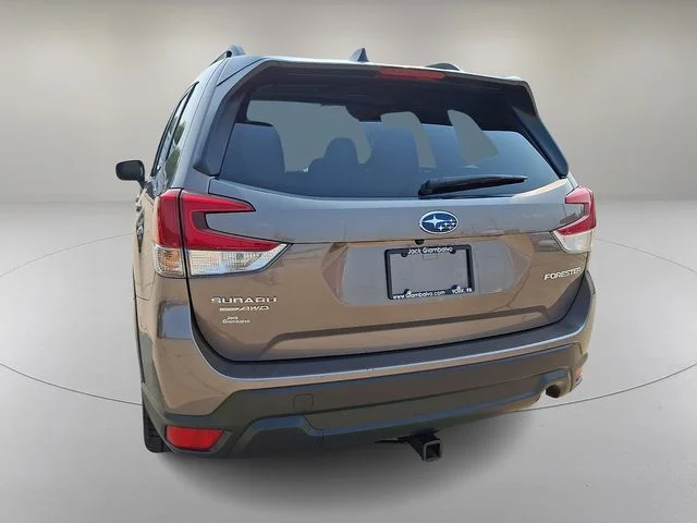 Used 2024 Brown Subaru Premium image 8