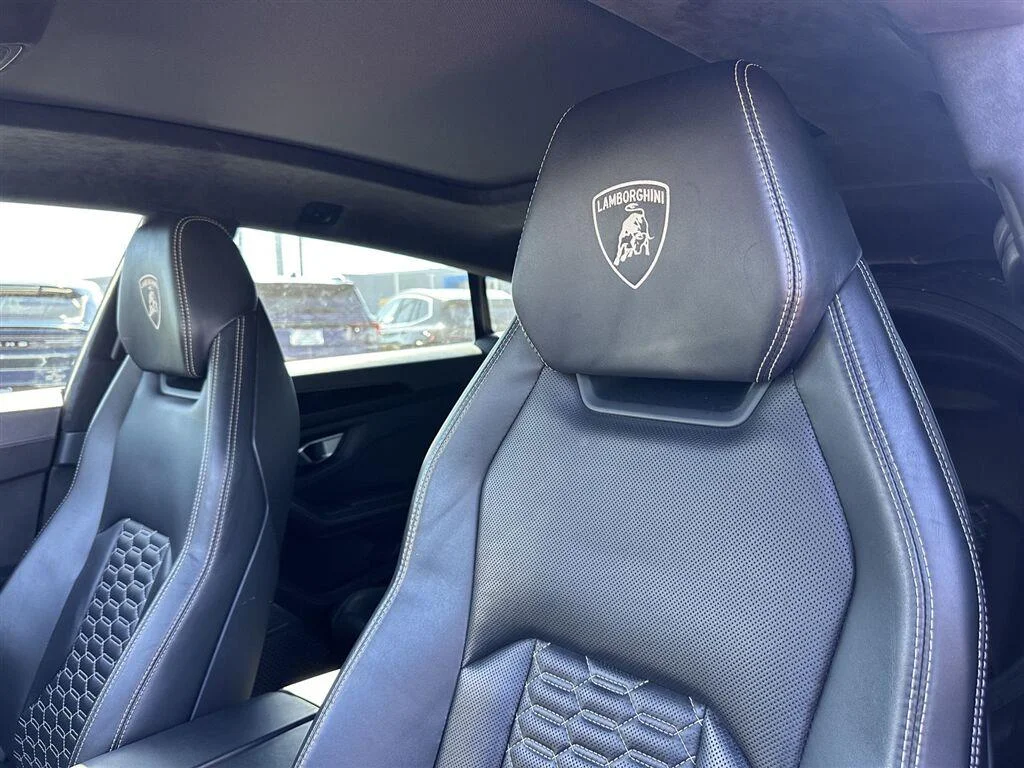 Used 2021 BALLOON WHITE PEARL LAMBORGHINI  image 10