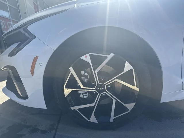 2026 Kia K5 EX - Photo 21