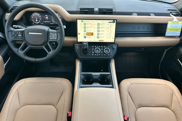 New 2026 Fuji White Land Rover X-Dynamic SE image 12