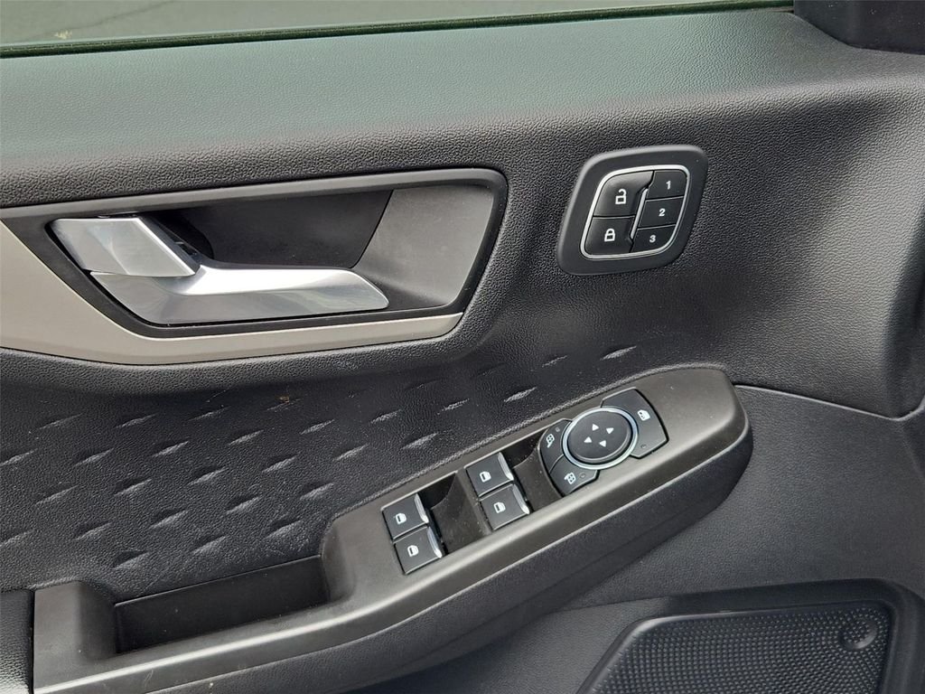 Used 2020 Silver Ford SEL image 15