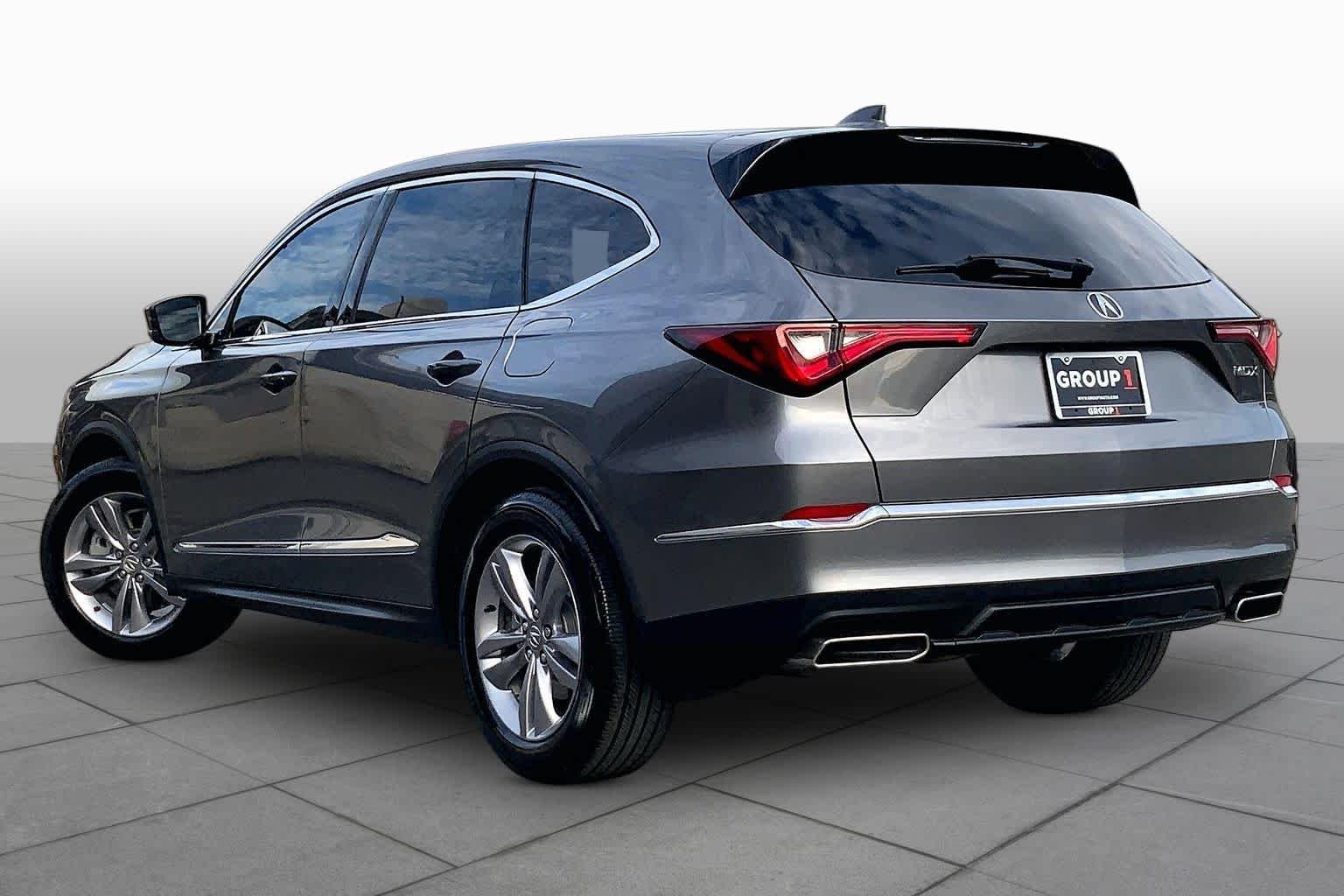 Used 2022 Liquid Carbon Metallic Acura  image 12