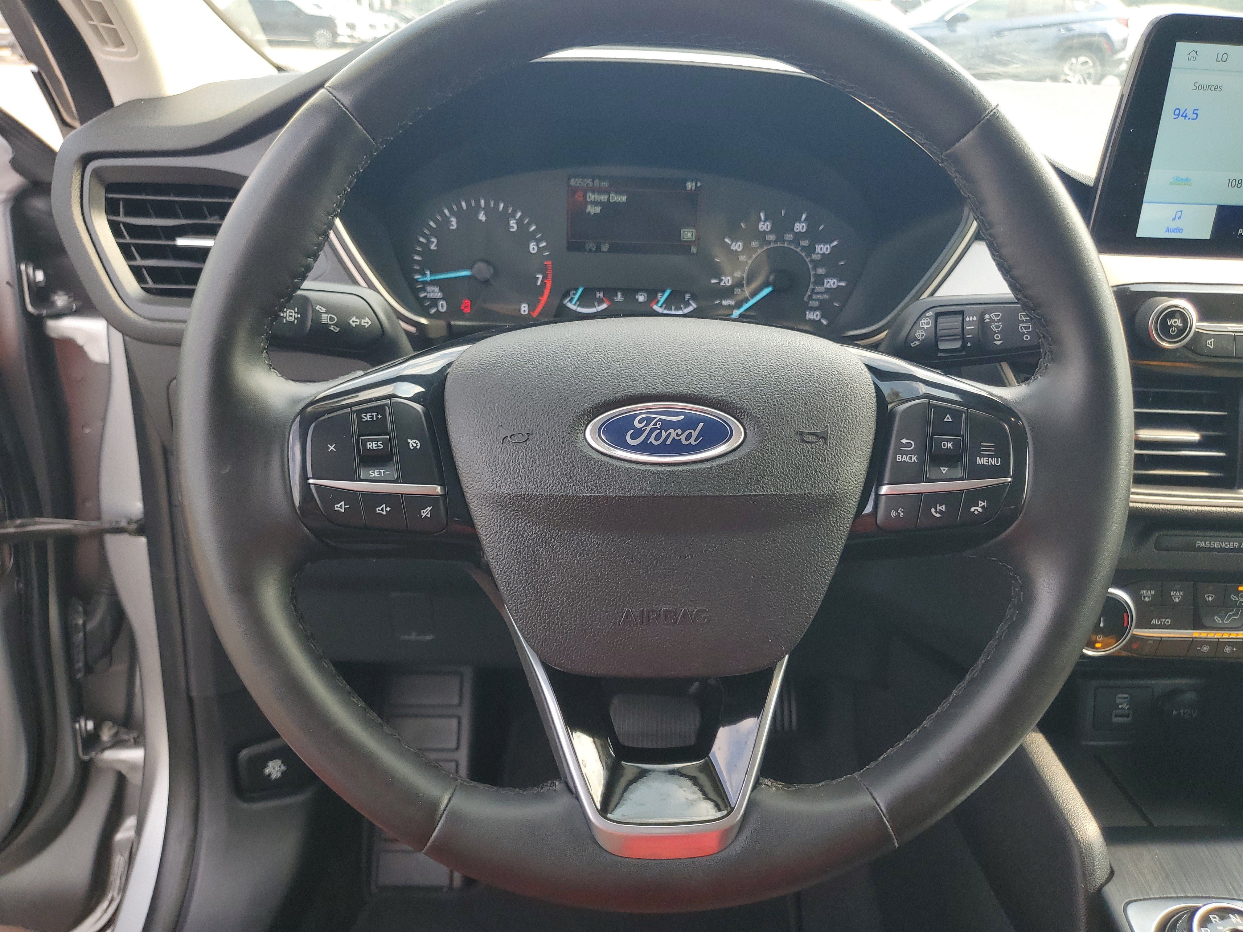 Used 2022 Silver Ford SE image 19