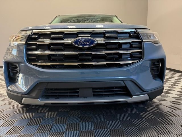 New 2026 Vapor Blue Metallic Ford Active image 3