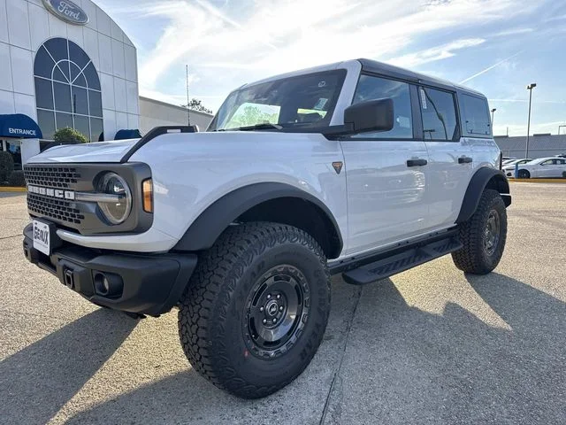 New 2025 Oxford White Ford Badlands® image 6