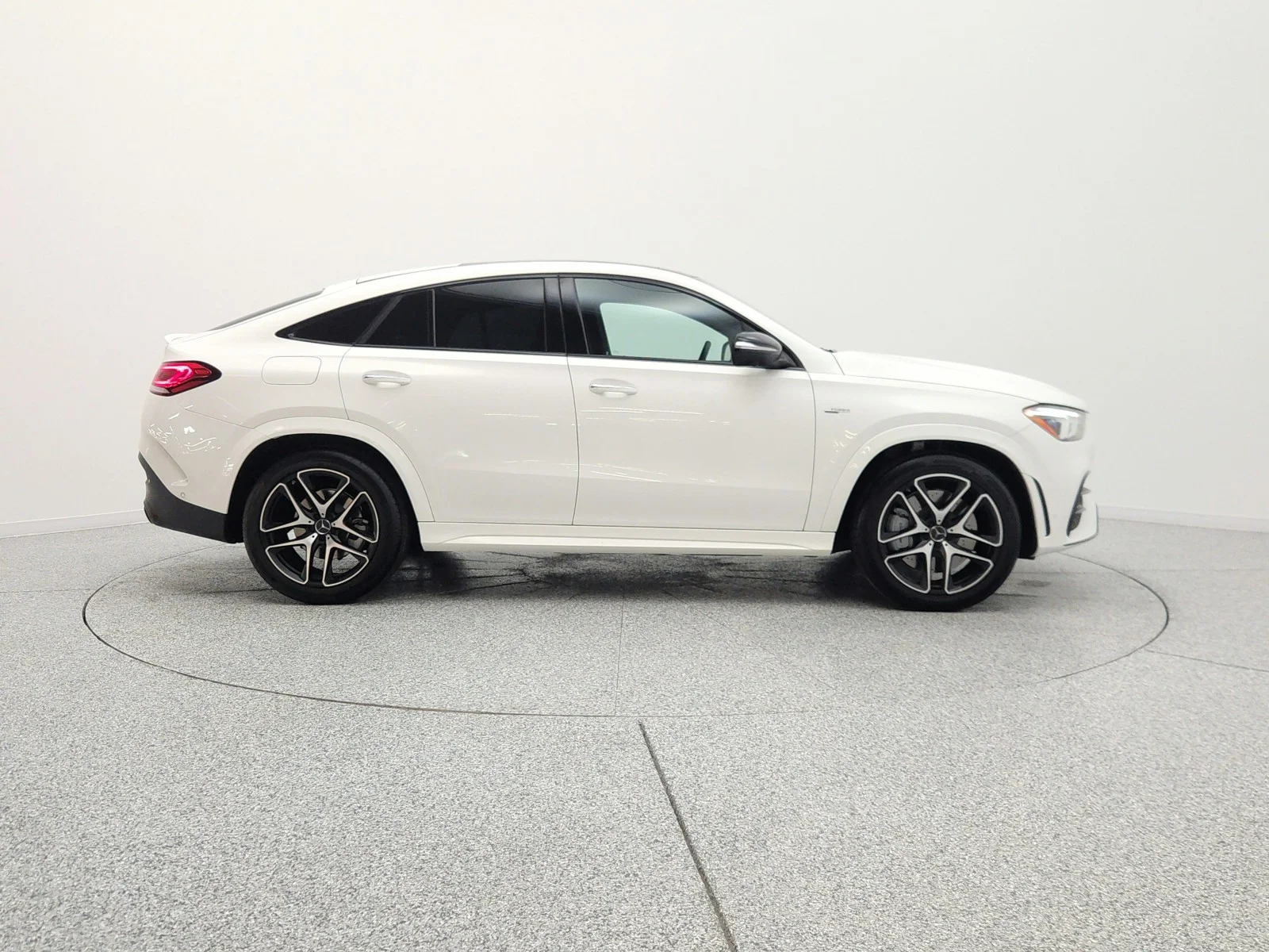 Used 2021 Polar White Mercedes-Benz AMG® GLE 53 4MATIC Coupe image 4