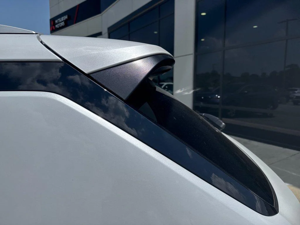 New 2026 White Diamond/Black Roof Mitsubishi SEL S-AWC image 7