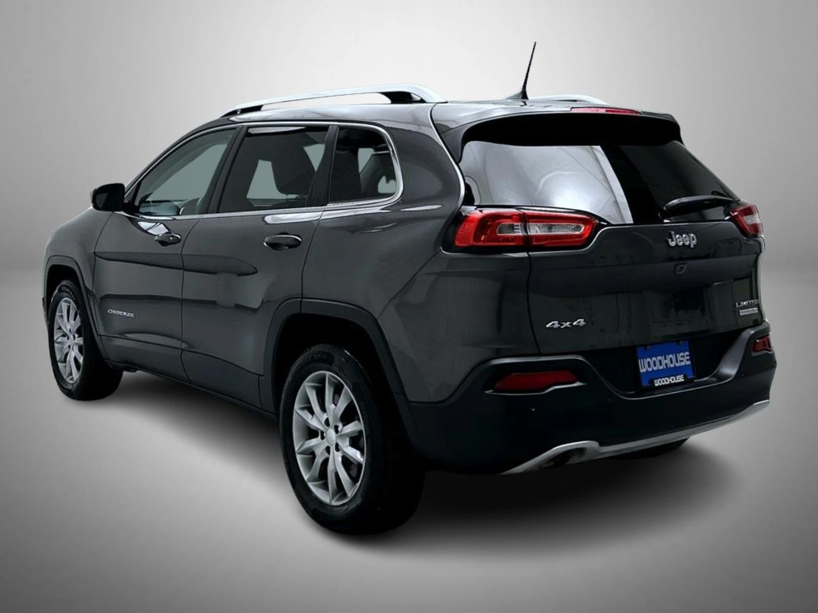 Used 2018 Gray Jeep Limited image 7