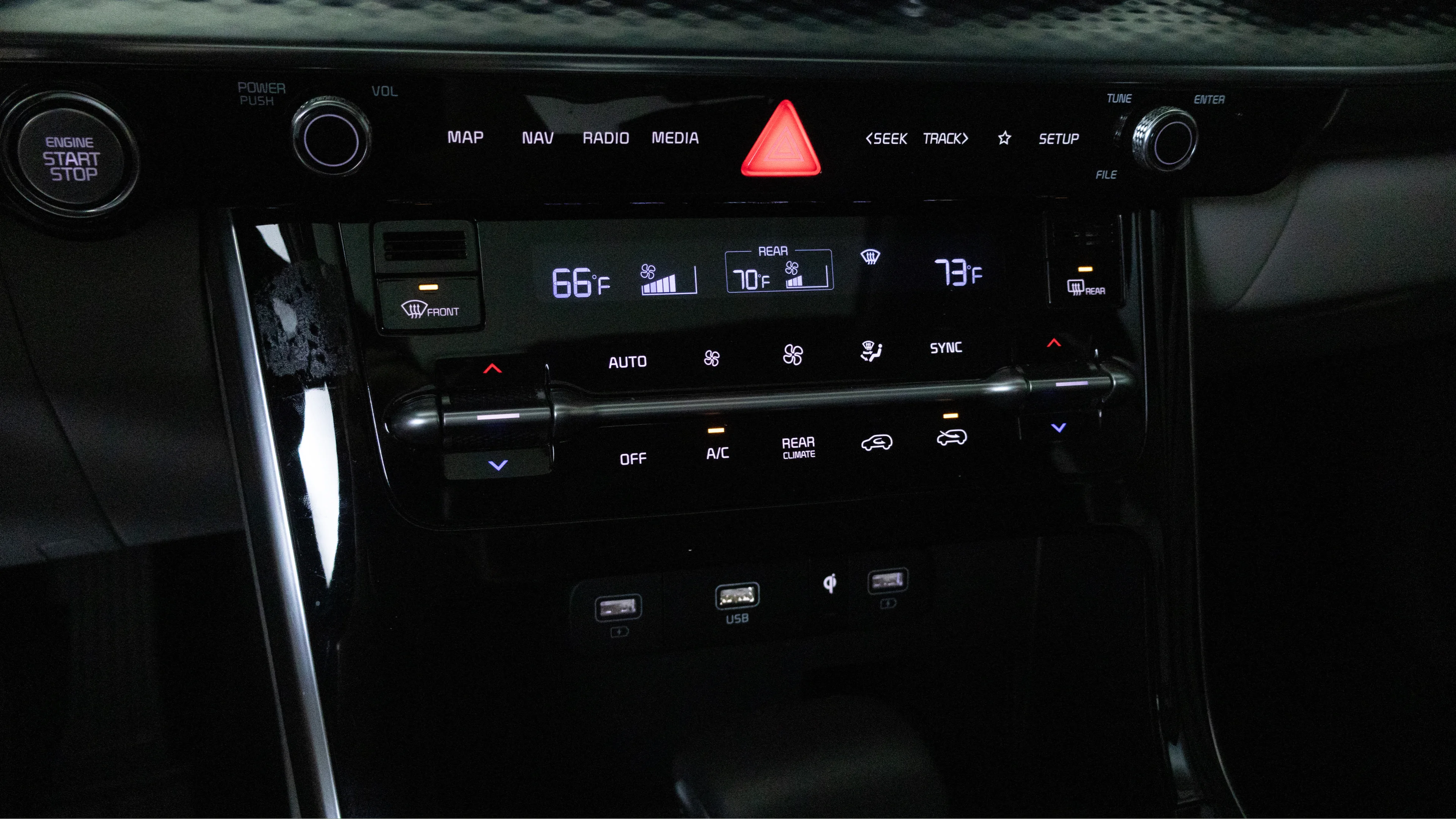 Used 2024 Ceramic Silver Kia SX Prestige image 15