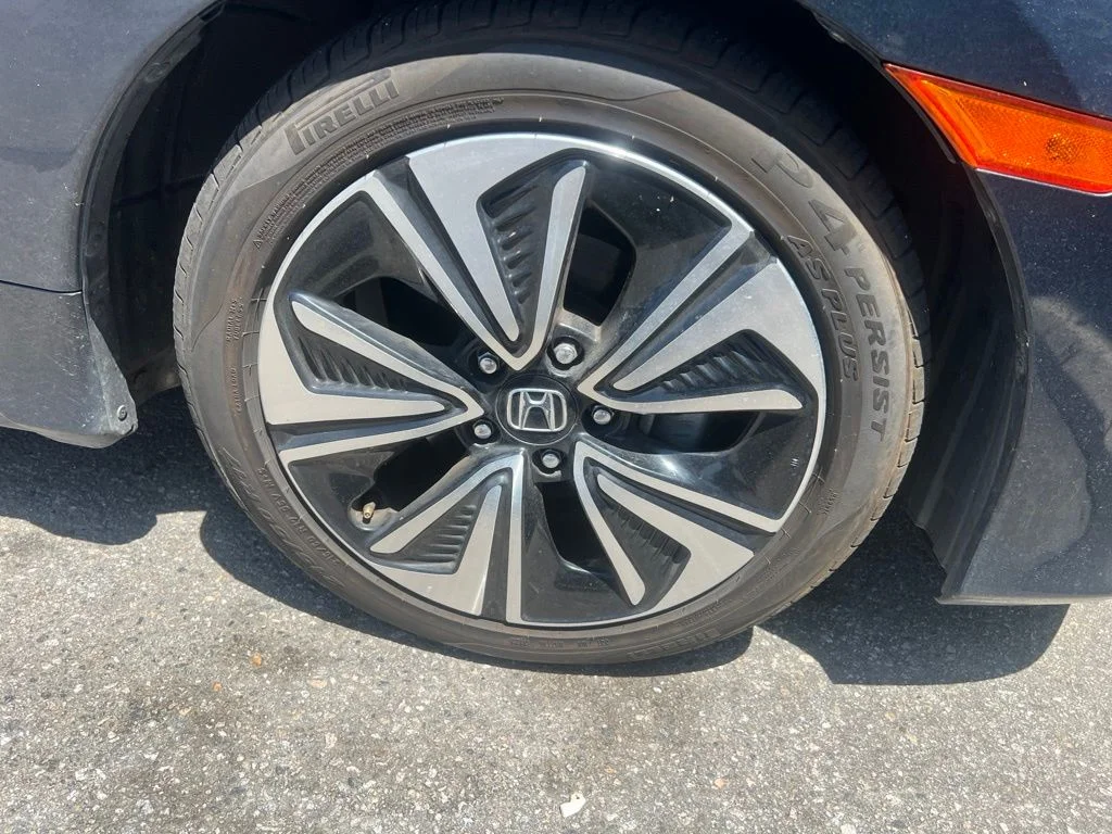 Used 2018 Blue Honda EX-T image 10