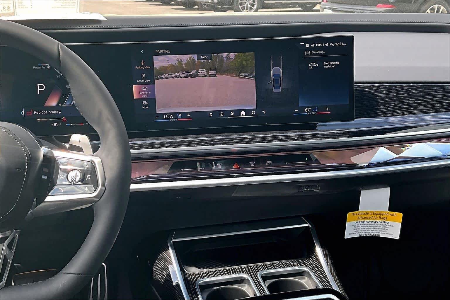 View vehicle photo 6