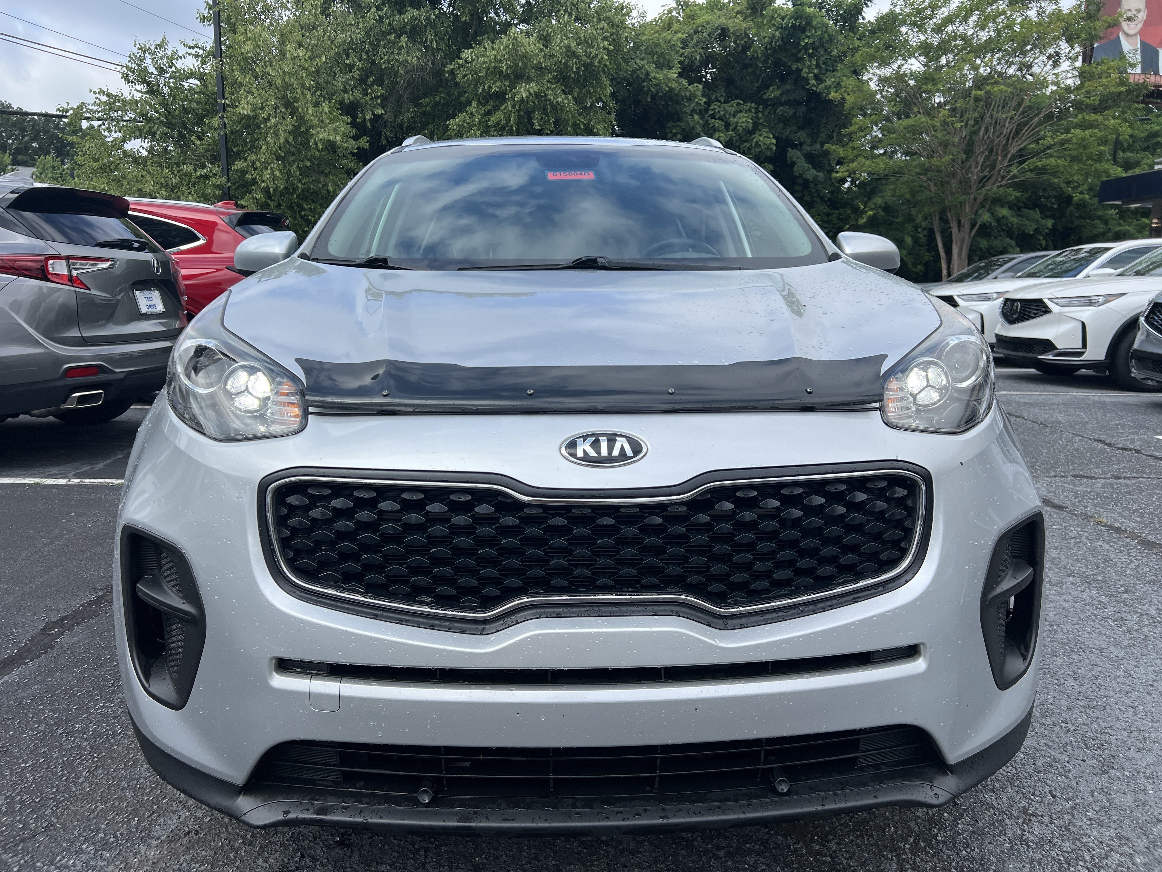 Used 2017 Sparkling Silver Kia LX image 8