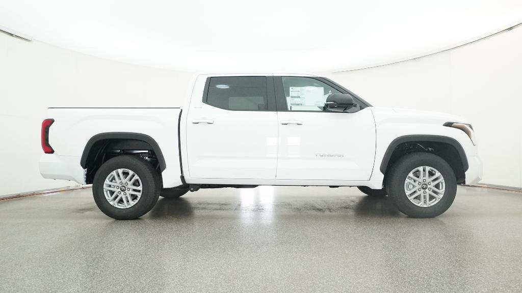2026 Toyota Tundra SR5 - Photo 10
