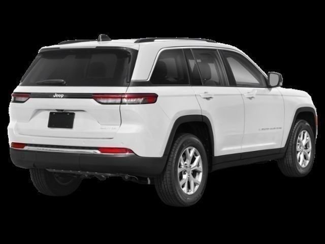 Used 2023 White Jeep Laredo image 2