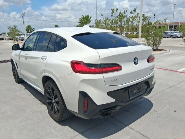 Used 2023 White BMW xDrive30i image 4