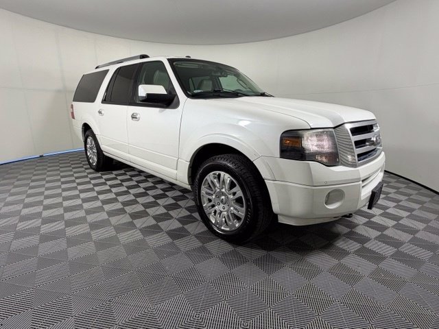 Used 2014 White Ford Limited image 1