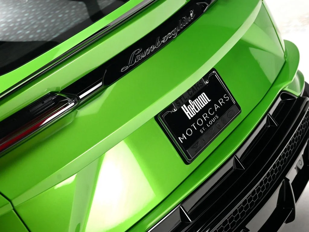 Used 2023  Lamborghini  image 20