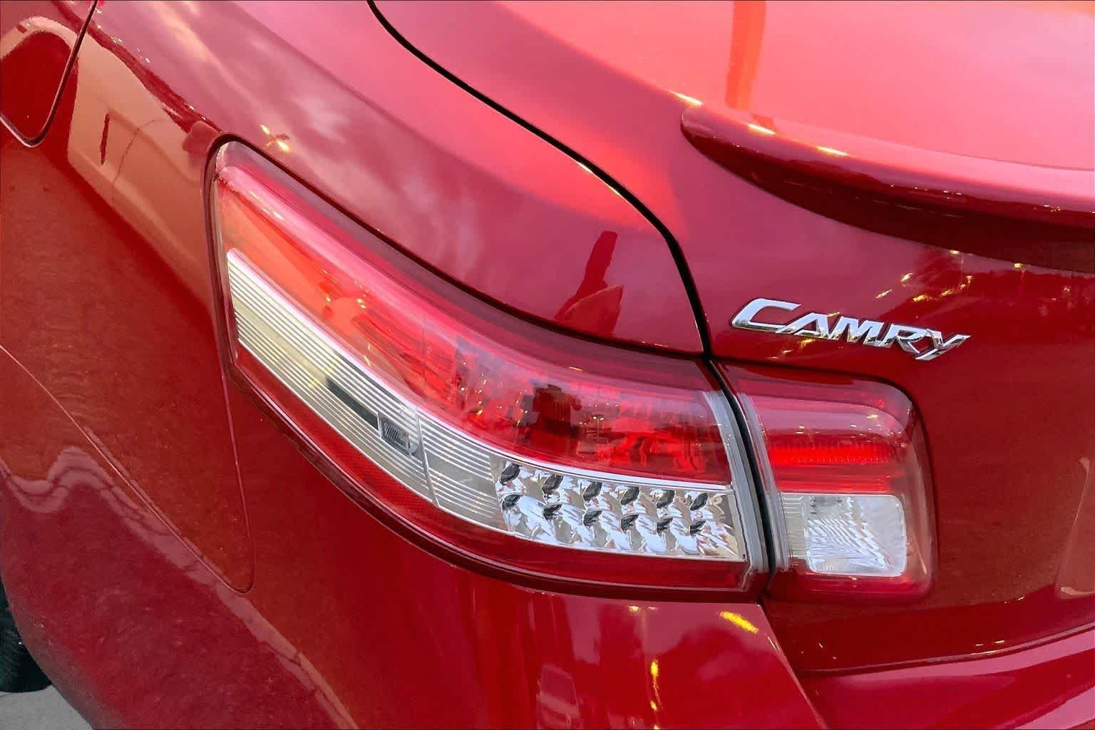 Used 2010 Barcelona Red Metallic Toyota LE image 26