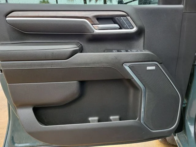 Used 2025 Gray Chevrolet LTZ image 19