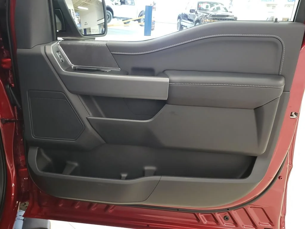 New 2026 Ruby Red Metallic Tinted Clearcoat Ford XLT image 19