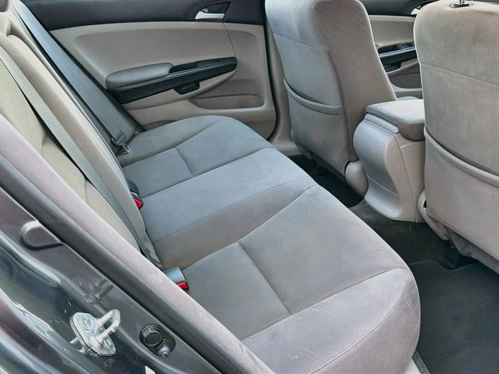 Used 2012 Polished Metal Metallic Honda LX image 18