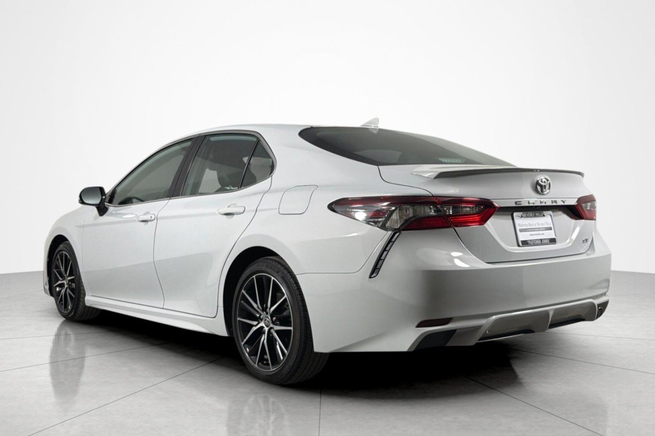 Used 2024 GREY Toyota SE image 3