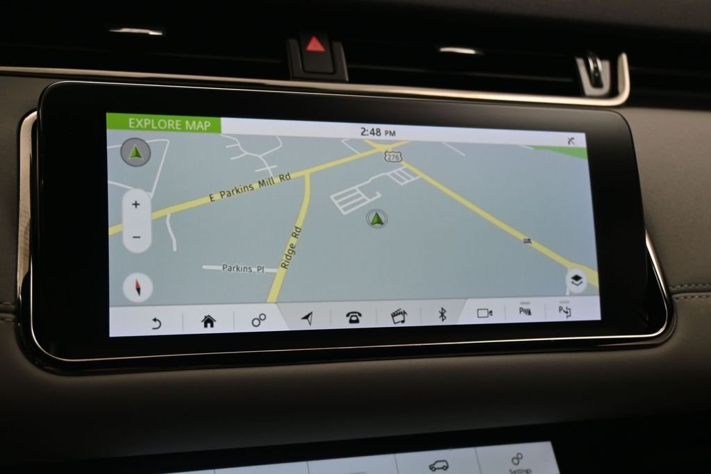 Used 2020  Land Rover First Edition image 16
