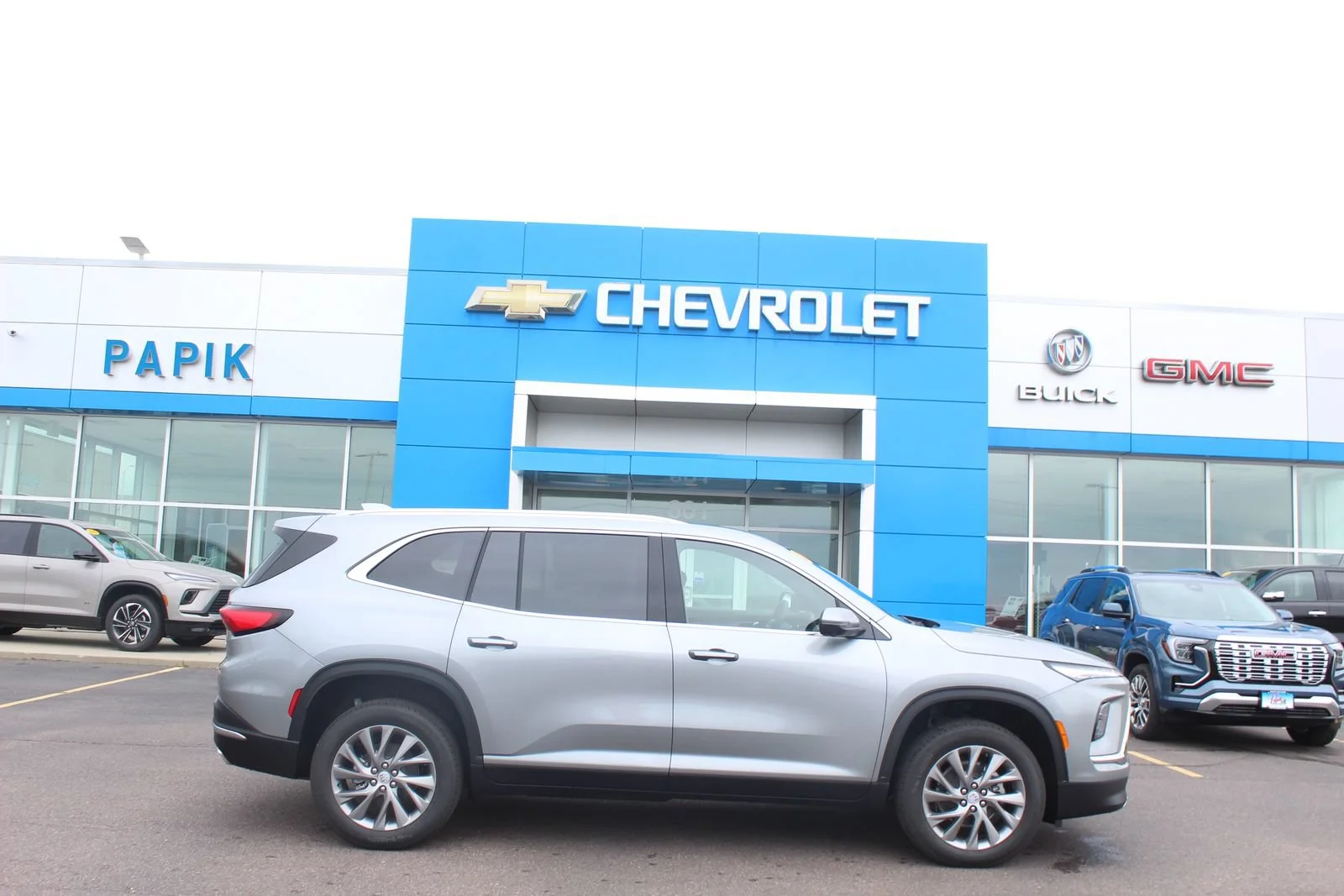 2026 Buick Enclave Preferred AWD's photo
