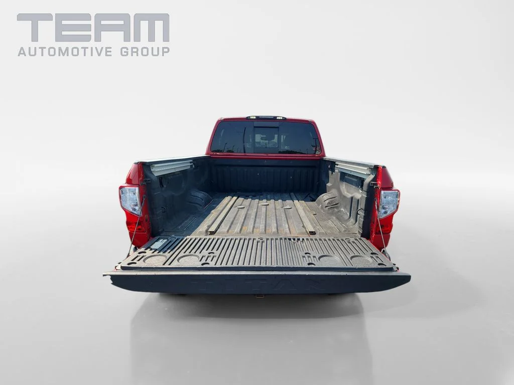 Used 2021 Red Nissan SV image 28