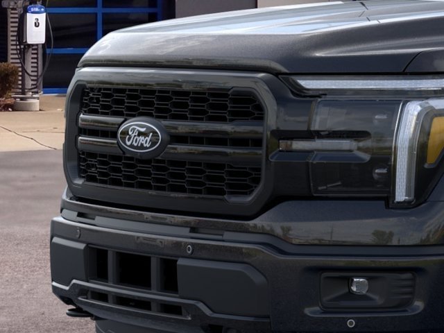 New 2026 Agate Black Metallic Ford Lariat® image 17