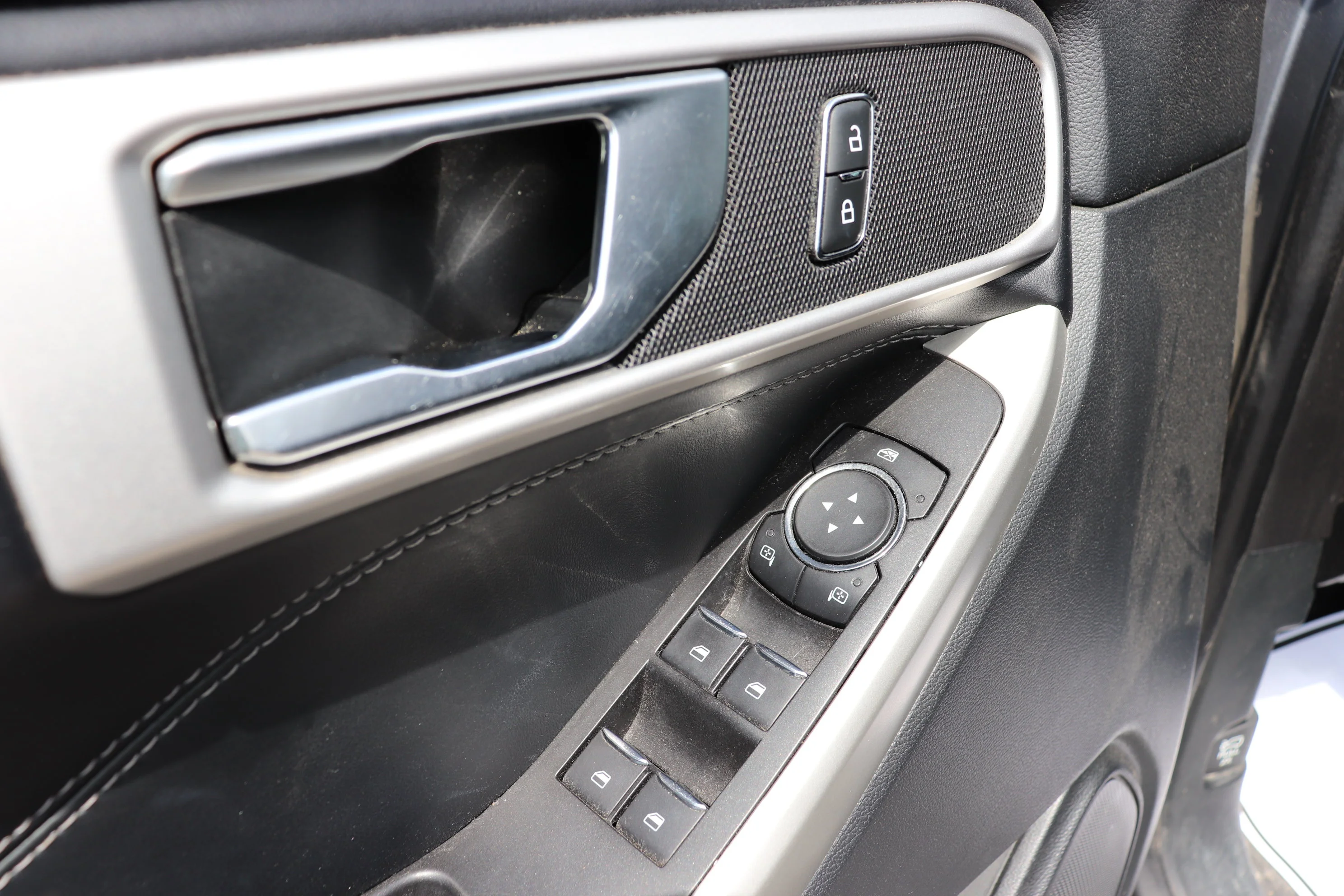 Used 2021 Gray Ford XLT 4WD image 9