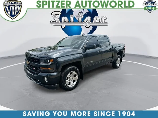 Used 2018 Gray Chevrolet LT image 4