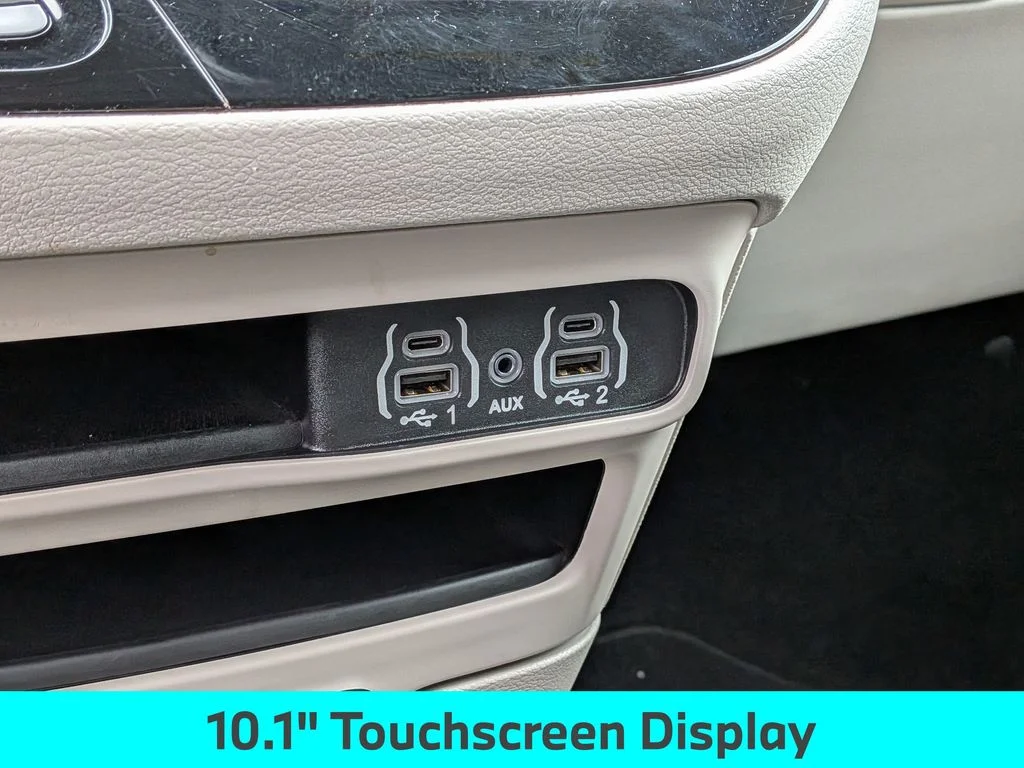 Used 2023 Gray Chrysler Touring L image 32