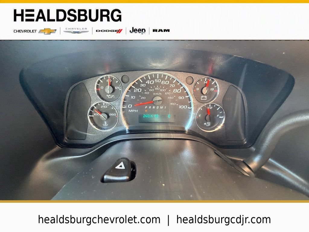 2025 Chevrolet Express Passenger LT - Photo 20
