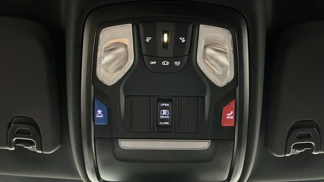 New 2026 Granite Crystal Metallic Clearcoat RAM Tradesman image 40