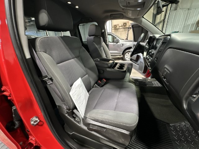 Used 2016 Red Chevrolet LT image 32