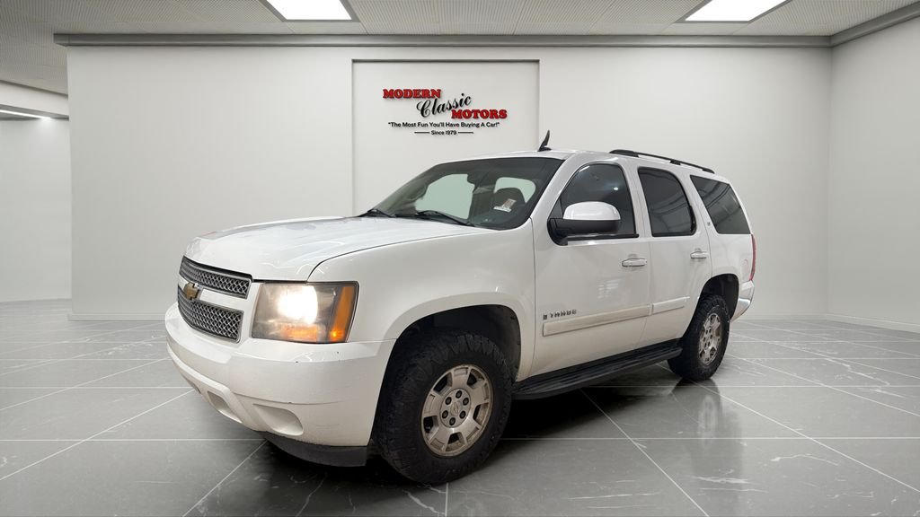 Used 2007 White Chevrolet LT image 1