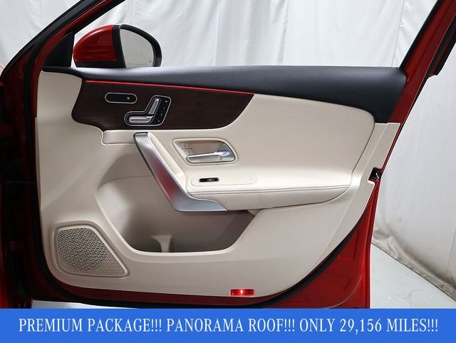Used 2019 Jupiter Red Mercedes-Benz A 220 image 31