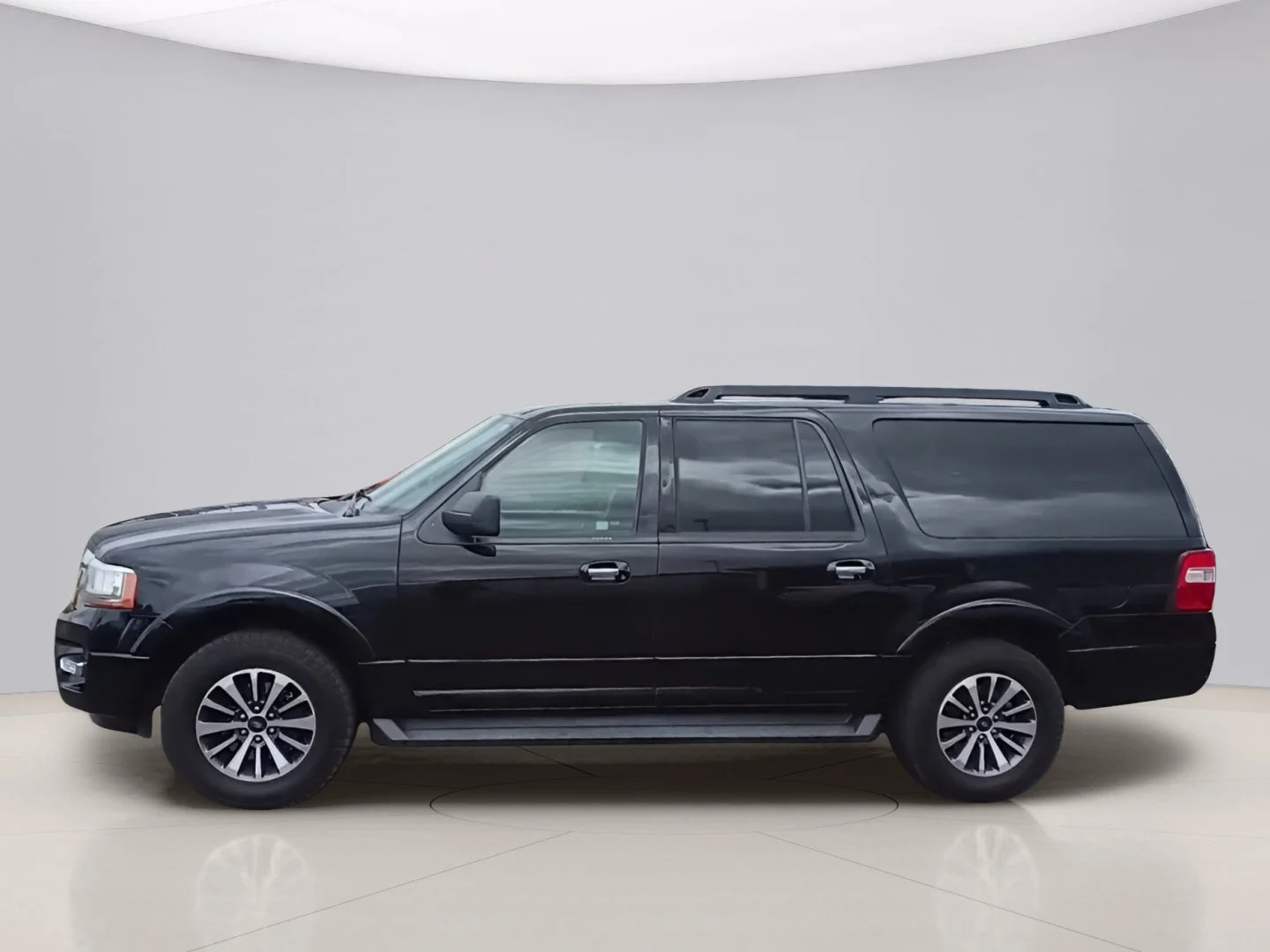 Used 2016 Black Ford EL image 2