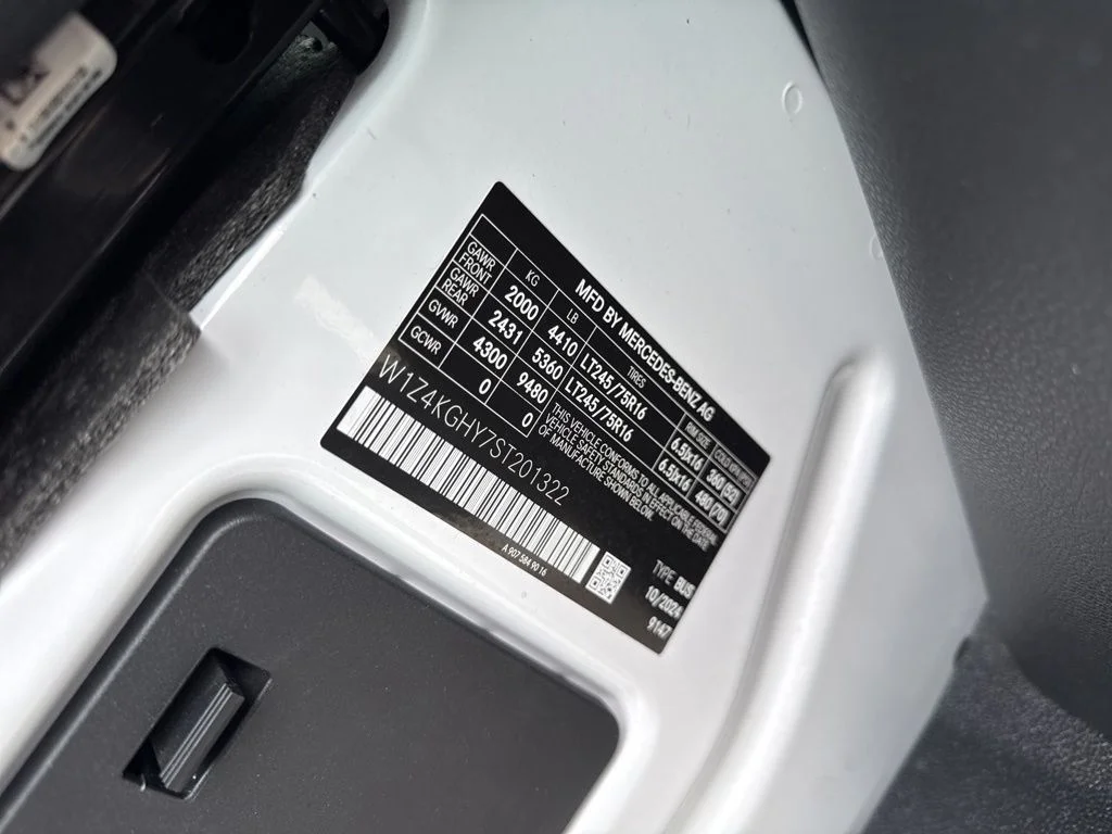 Used 2025 White Mercedes-Benz Passenger 170 WB image 31