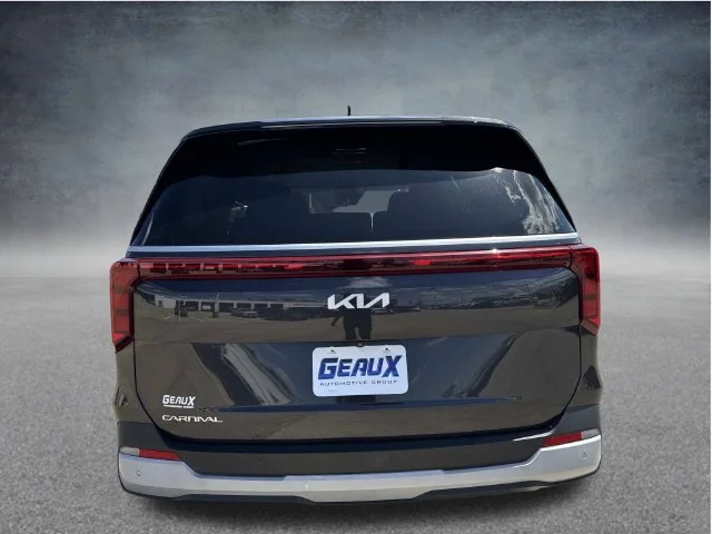 Used 2025 Gray Kia LXS image 18