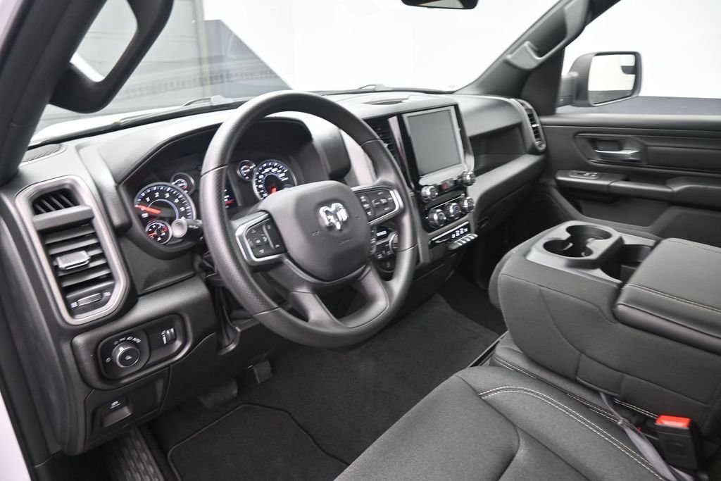 New 2026 Bright White Clearcoat RAM Tradesman image 18