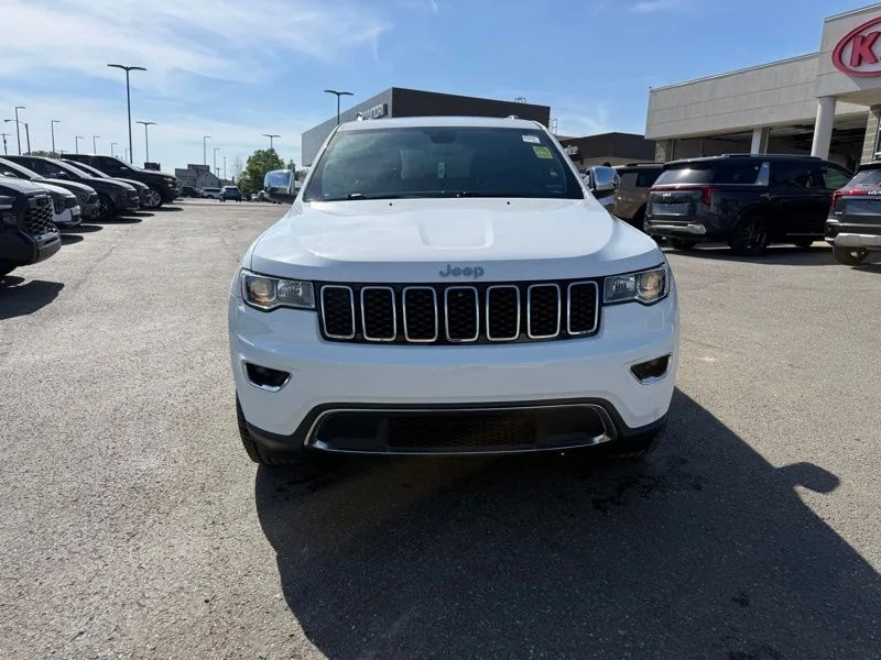 Used 2020 White Jeep Limited image 2