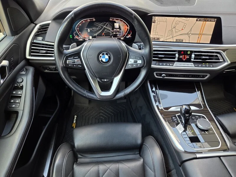 Used 2023 Jet Black BMW SDRIVE40I SPORTS ACTIVITY VEHICLE image 15