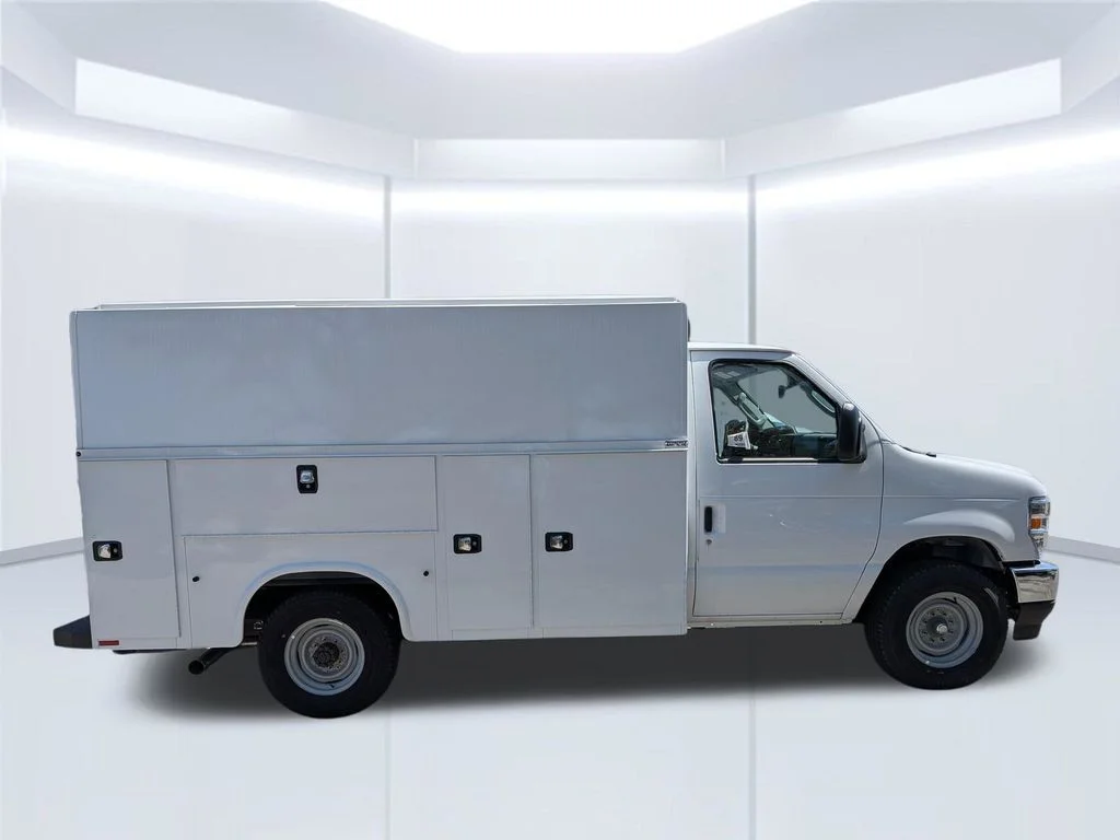 New 2026 White Ford Base image 22