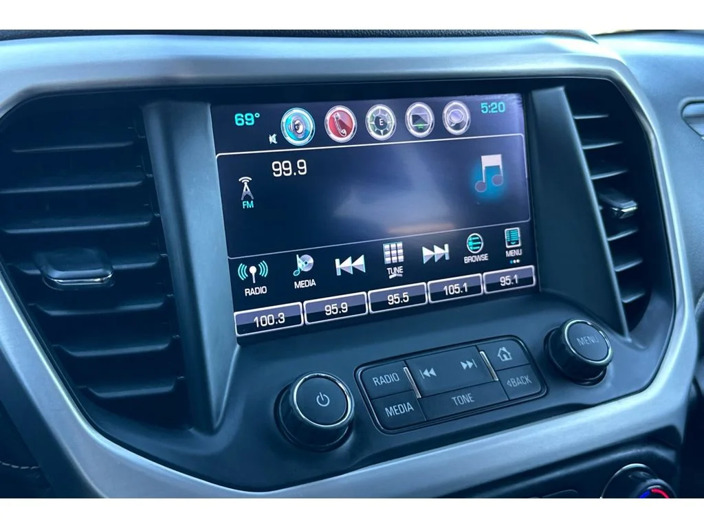 Used 2017 Summit White GMC SLT image 27